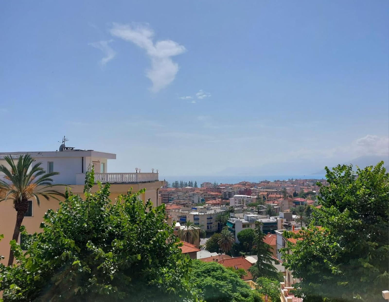 Appartamento Il 55 Dei Bastioni Bordighera Esterno foto